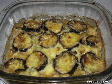 Блюдо с баклажанами и грибами
